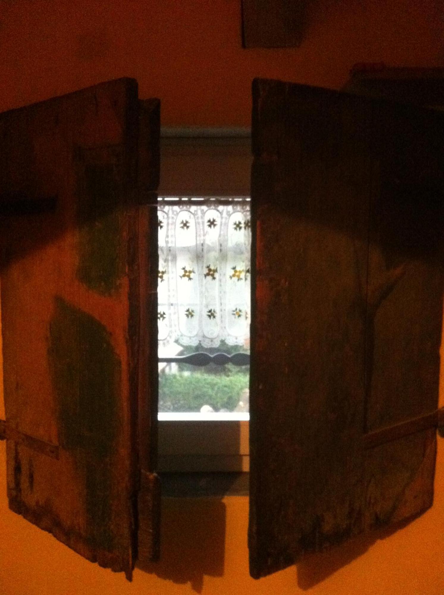 卡斯特努沃德加尔达A Casa Di Susi住宿加早餐旅馆 外观 照片